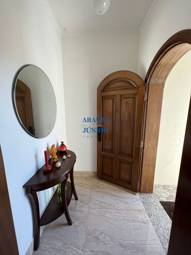Casa à venda com 3 quartos, 213m² - Foto 16