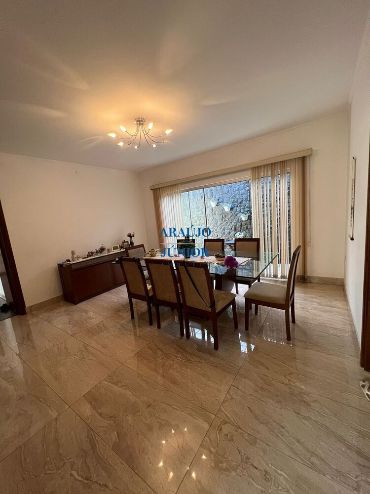 Casa à venda com 3 quartos, 213m² - Foto 21