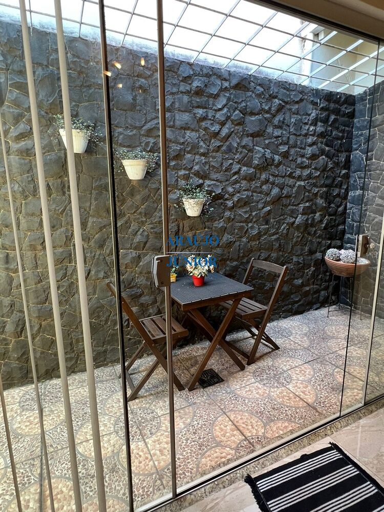 Casa à venda com 3 quartos, 213m² - Foto 25