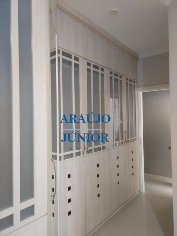 Apartamento à venda com 3 quartos, 161m² - Foto 17