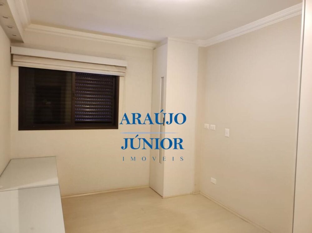 Apartamento à venda com 3 quartos, 161m² - Foto 4