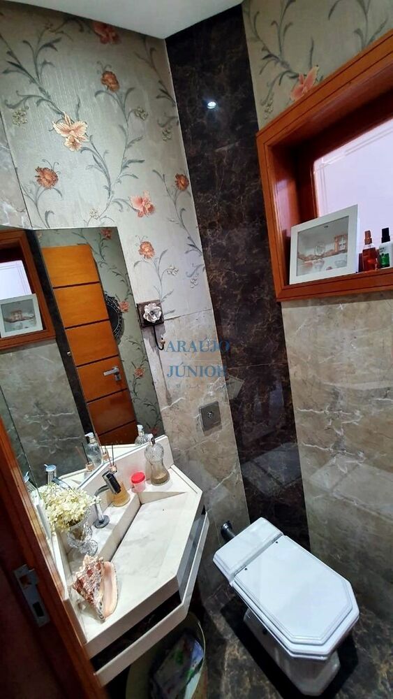 Casa à venda com 3 quartos, 240m² - Foto 17