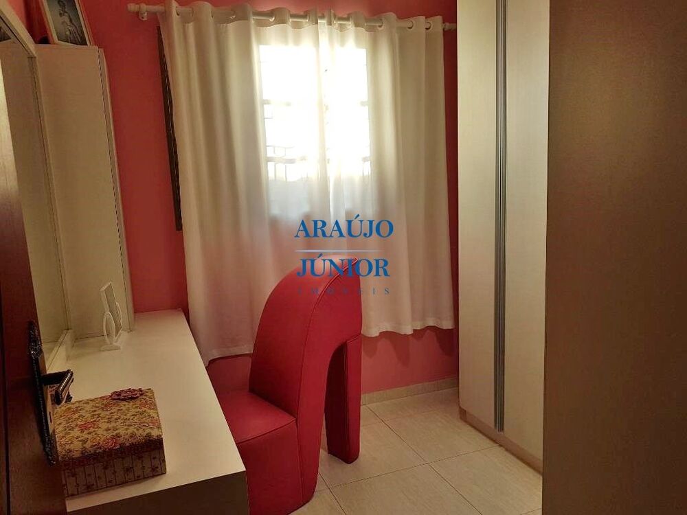 Casa, 3 quartos, 97 m² - Foto 1
