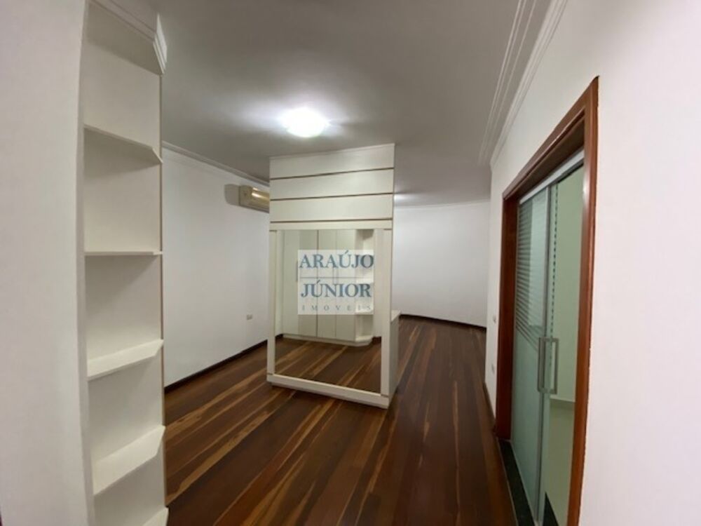 Casa à venda e aluguel com 4 quartos, 624m² - Foto 7
