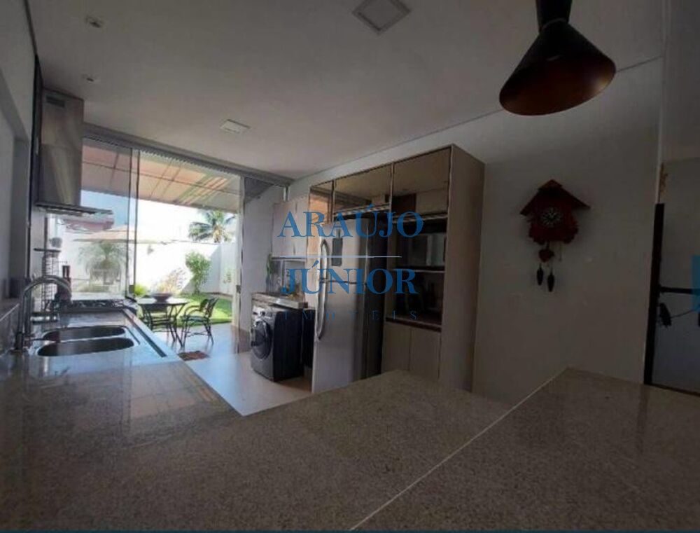 Casa, 4 quartos, 147 m² - Foto 1