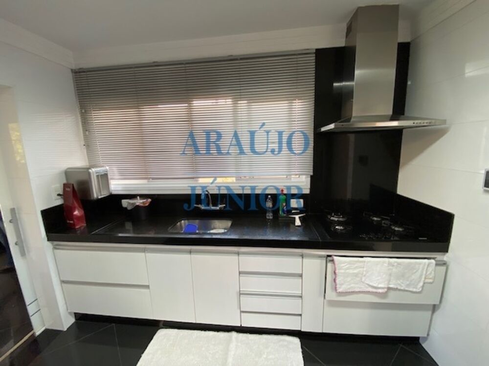Casa, 3 quartos, 316 m² - Foto 13