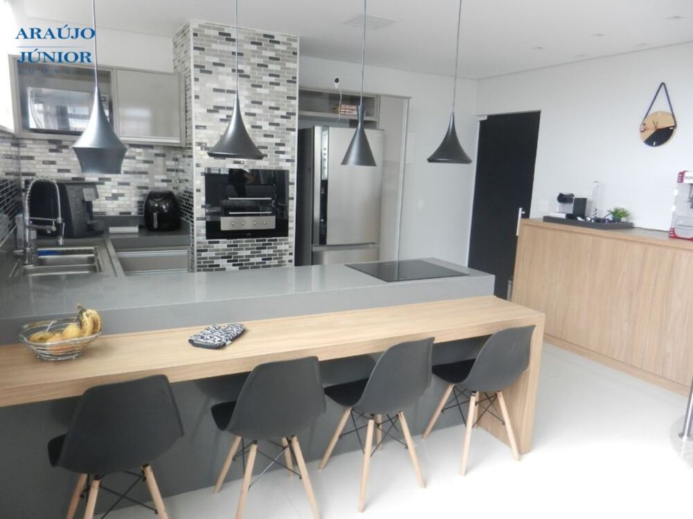 Apartamento, 2 quartos, 160 m² - Foto 1