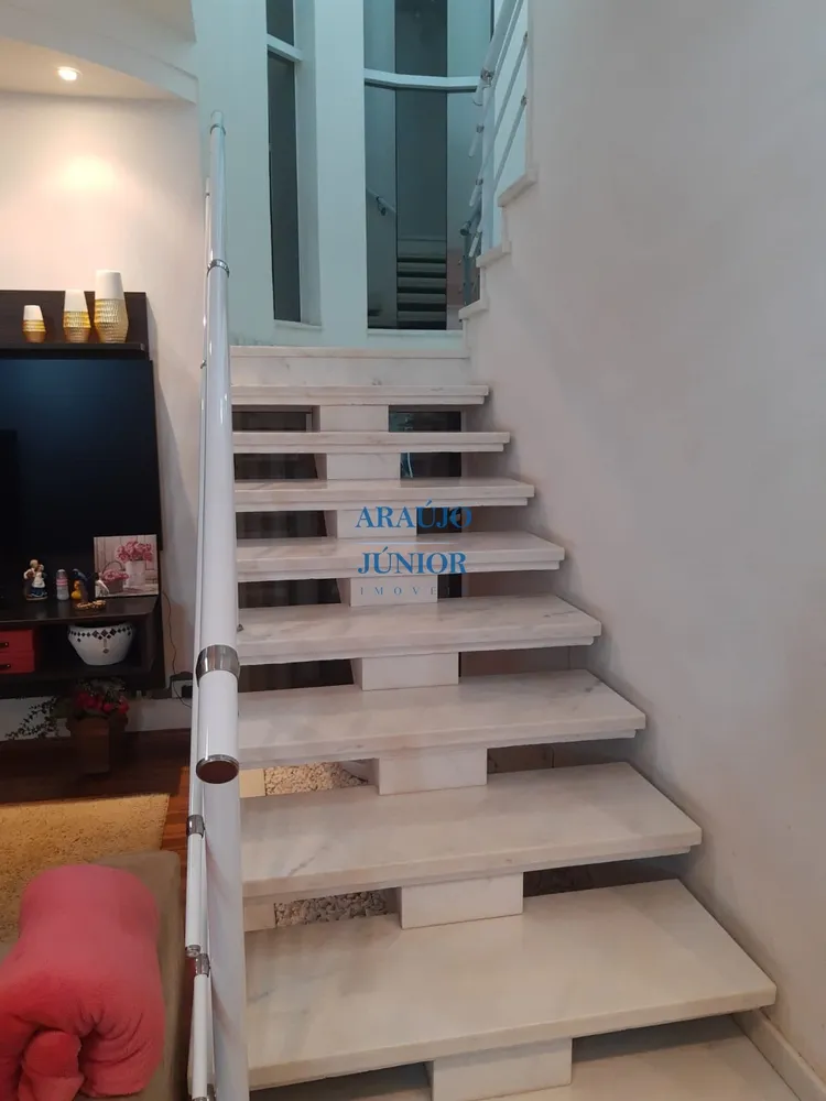 Casa, 3 quartos, 222 m² - Foto 9