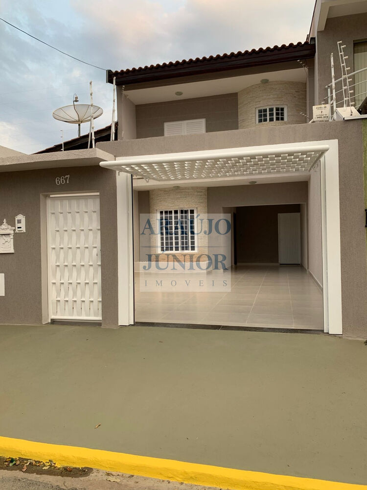 Casa, 3 quartos, 210 m² - Foto 3