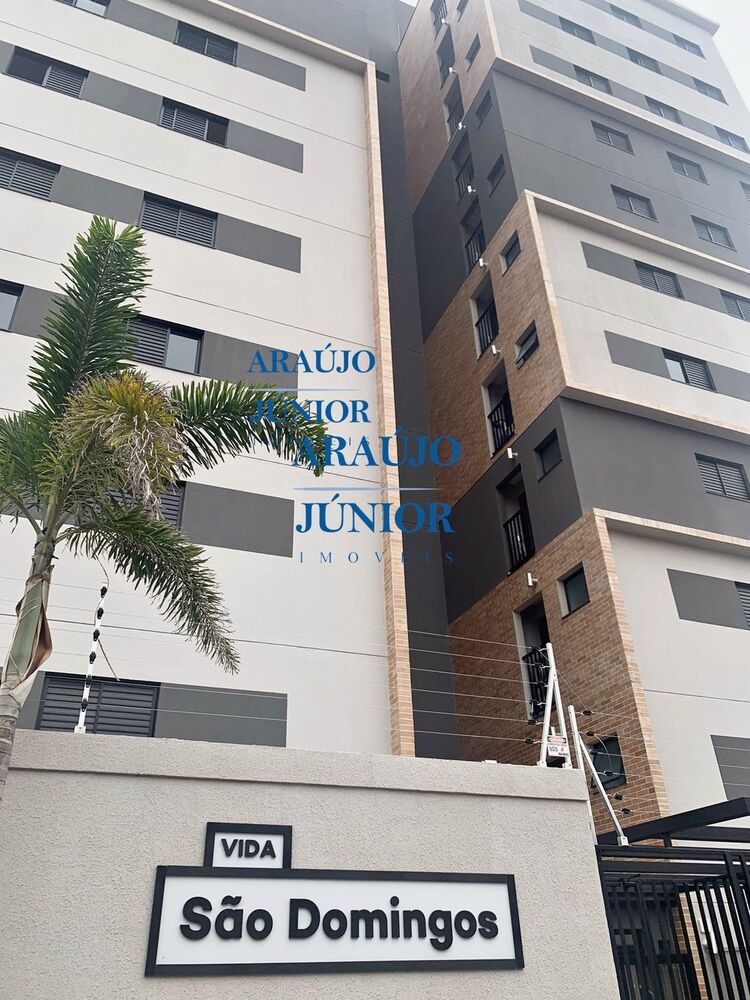 Apartamento à venda com 3 quartos, 73m² - Foto 2