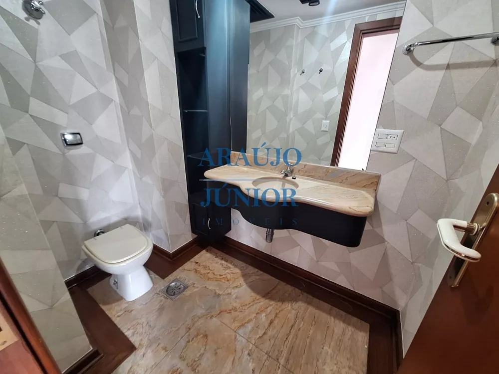 Apartamento, 3 quartos, 250 m² - Foto 2