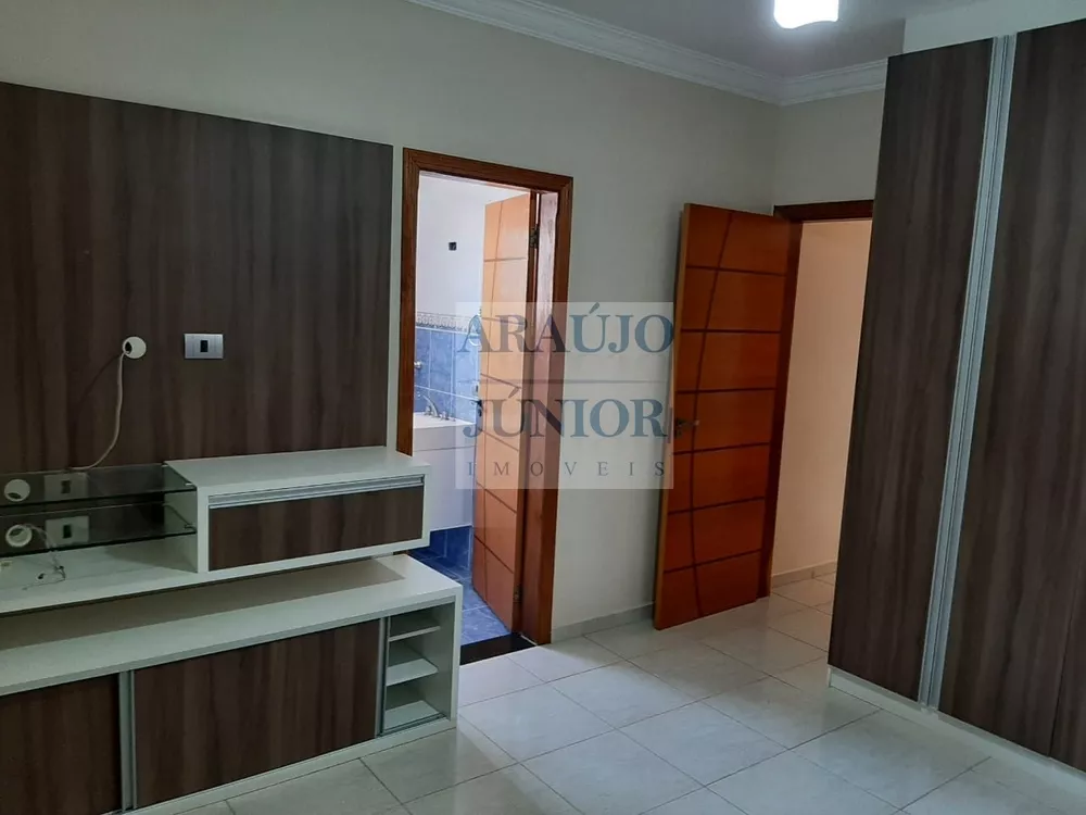 Casa, 3 quartos, 194 m² - Foto 2