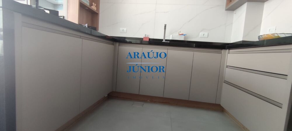 Casa, 3 quartos, 220 m² - Foto 1