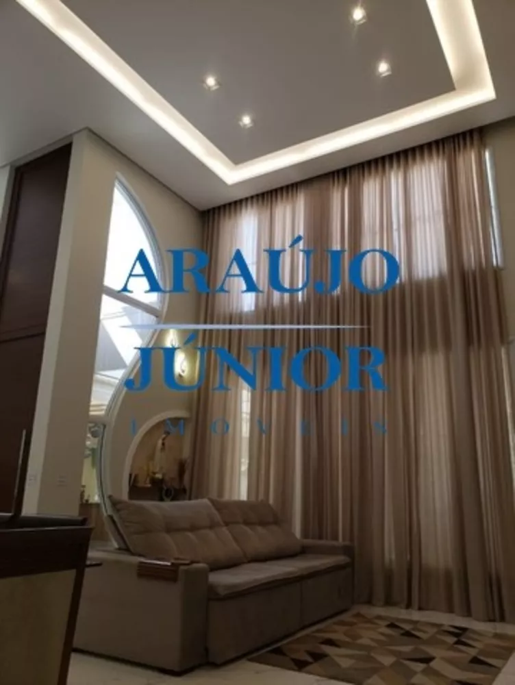 Casa, 3 quartos, 250 m² - Foto 1