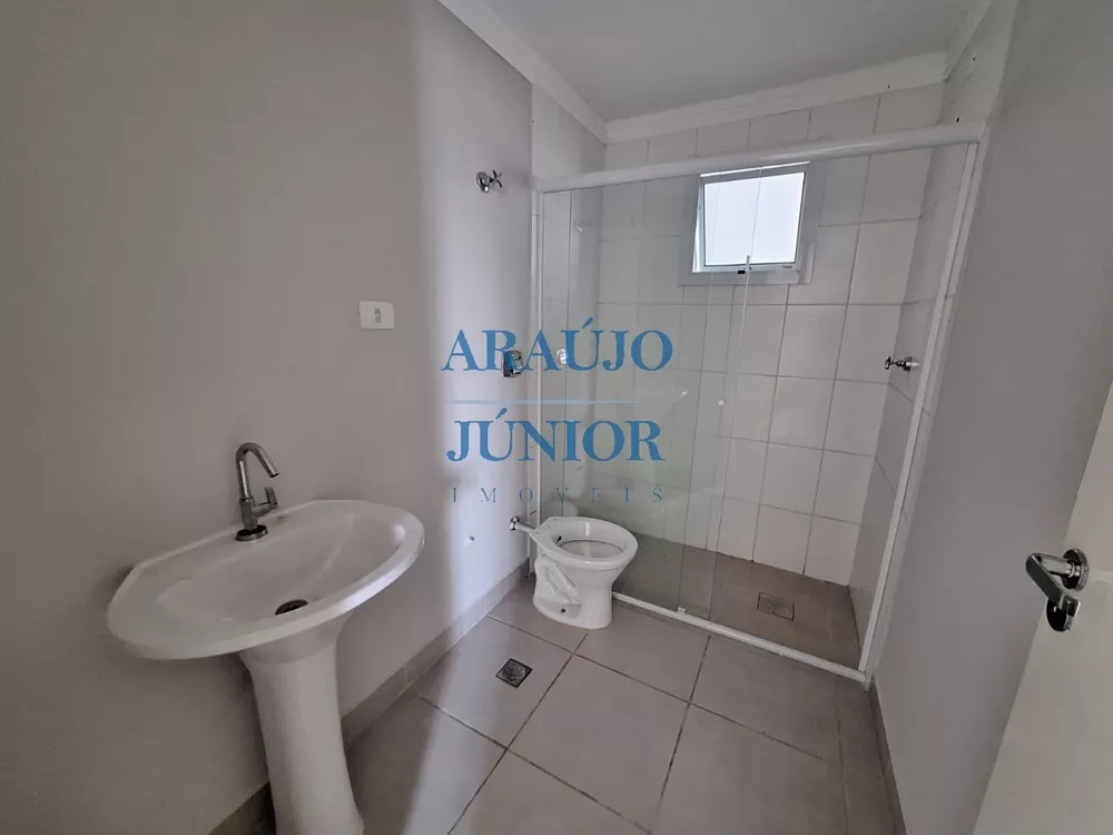 Apartamento para alugar com 2 quartos, 70m² - Foto 3