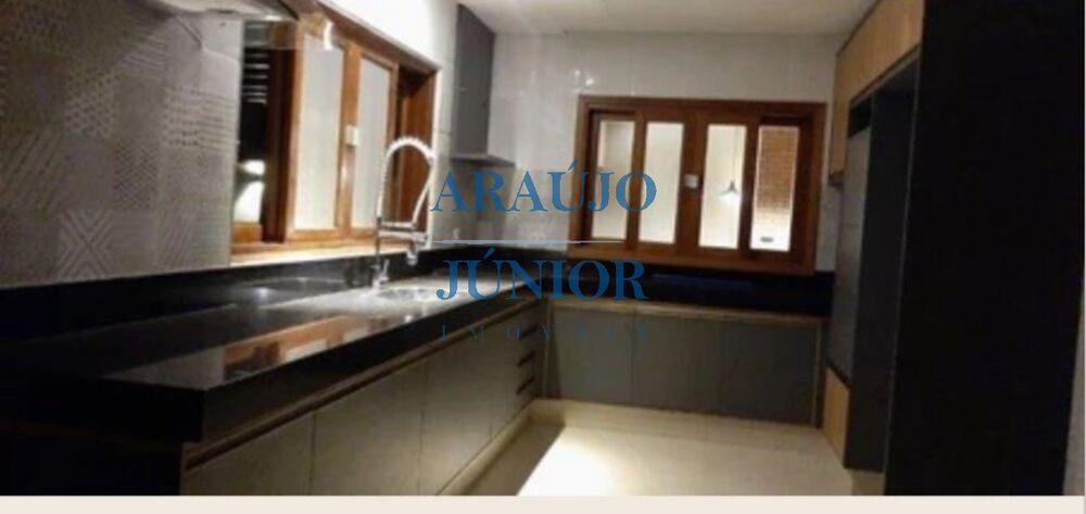 Casa, 3 quartos, 270 m² - Foto 8