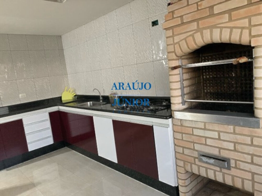 Casa à venda com 3 quartos, 170m² - Foto 1