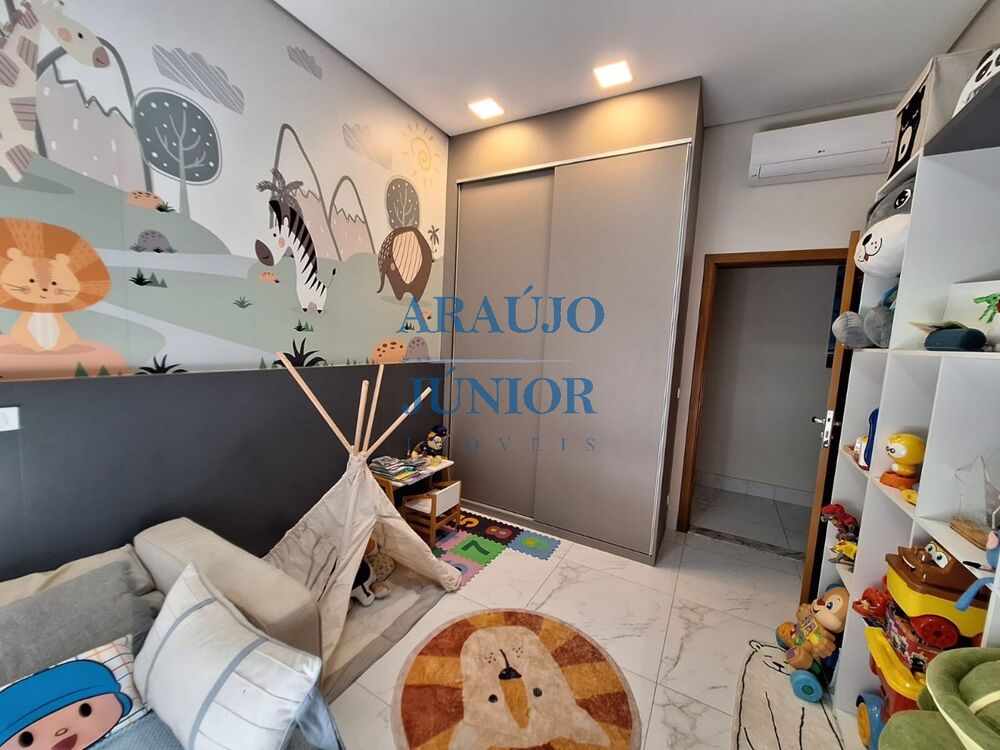 Casa, 3 quartos, 223 m² - Foto 1