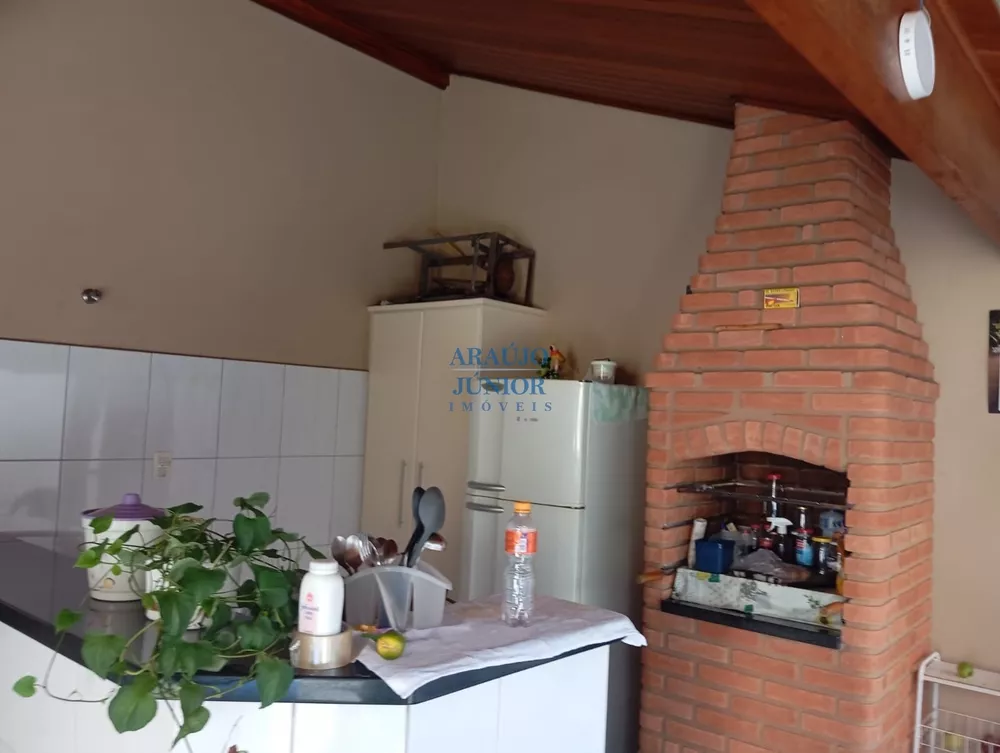 Casa, 3 quartos, 263 m² - Foto 2