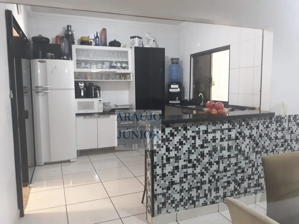 Casa, 3 quartos, 154 m² - Foto 2