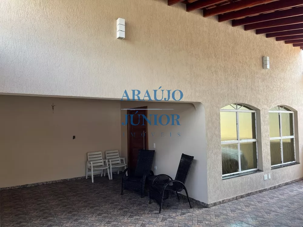 Casa, 6 quartos, 333 m² - Foto 2