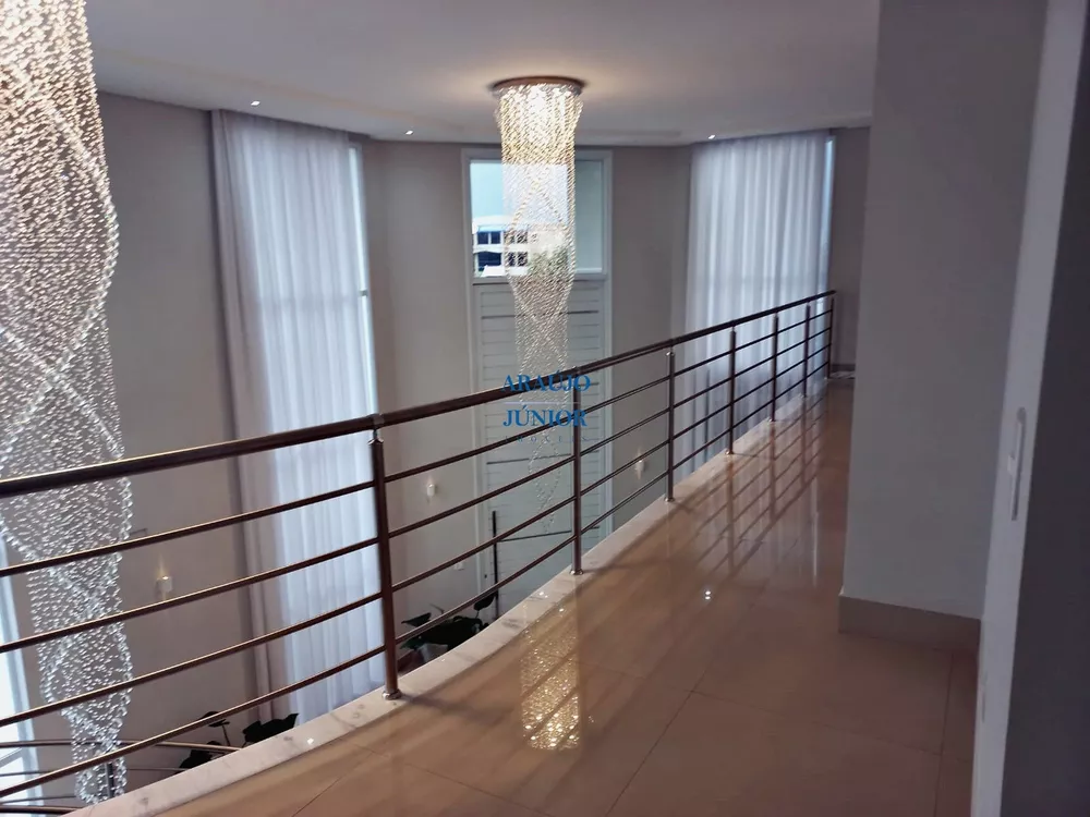 Casa à venda com 4 quartos, 435m² - Foto 2