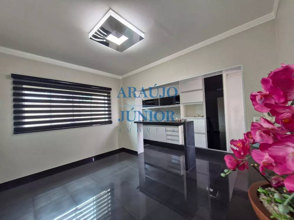 Casa, 3 quartos, 202 m² - Foto 2