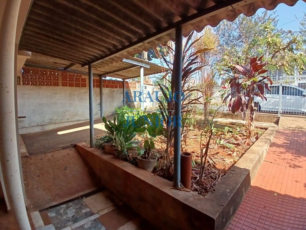 Casa, 3 quartos, 300 m² - Foto 1