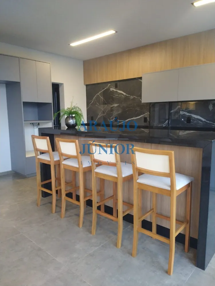 Casa, 3 quartos, 290 m² - Foto 3