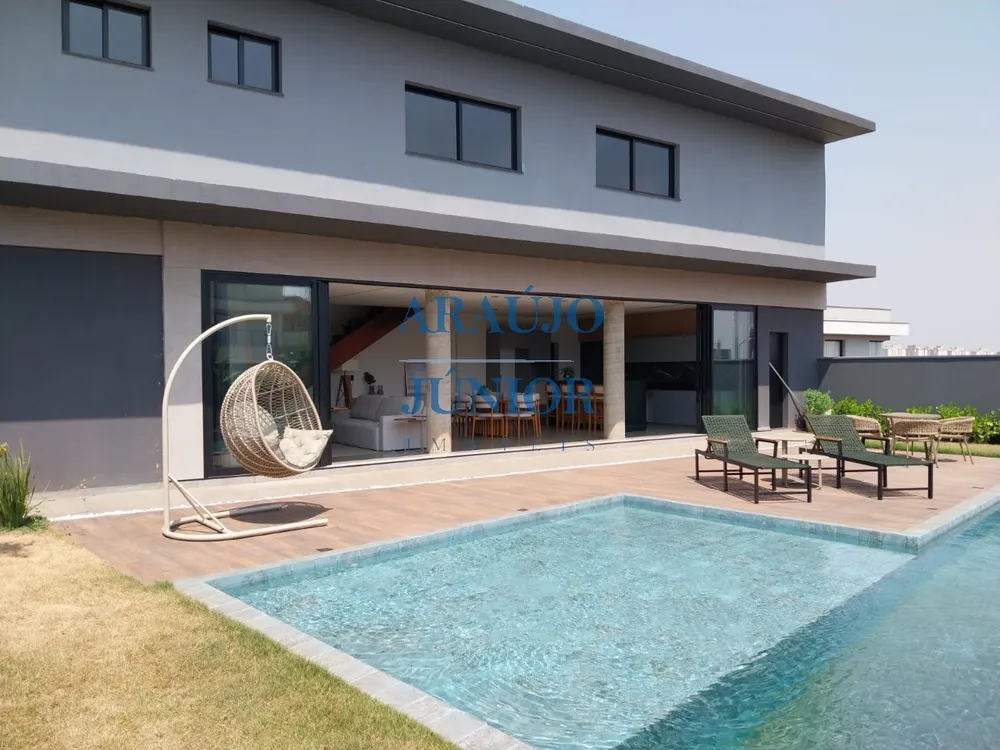 Casa, 3 quartos, 290 m² - Foto 1