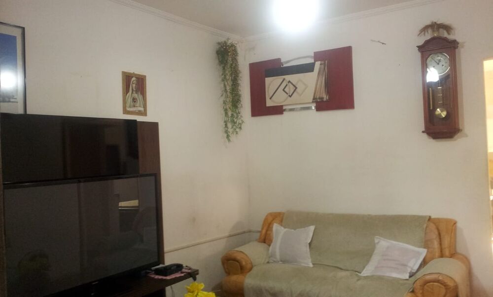Casa à venda com 4 quartos, 137m² - Foto 2