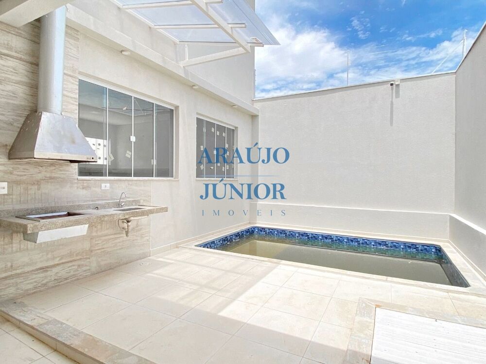 Casa à venda com 4 quartos, 180m² - Foto 1