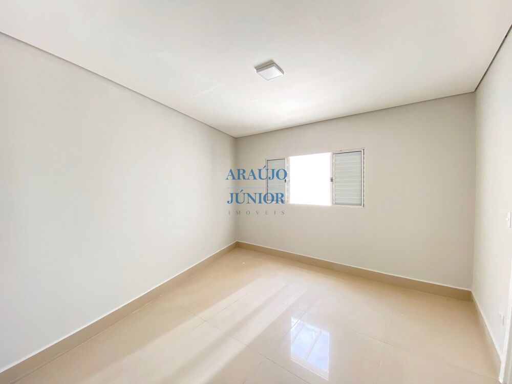 Casa à venda com 4 quartos, 180m² - Foto 9