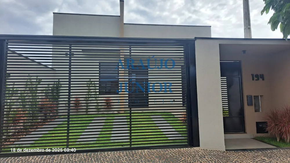 Casa, 3 quartos, 122 m² - Foto 1