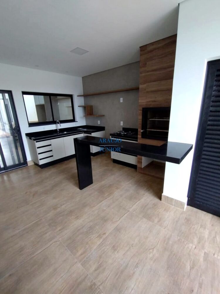 Casa, 3 quartos, 204 m² - Foto 2