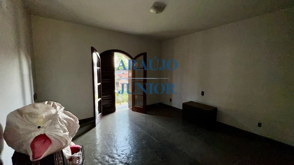 Casa, 3 quartos, 241 m² - Foto 4
