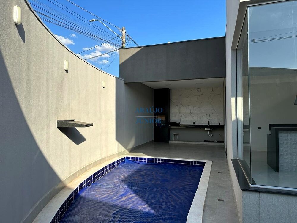 Casa à venda com 3 quartos, 165m² - Foto 4