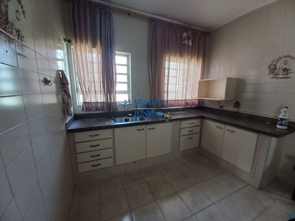 Casa, 3 quartos, 169 m² - Foto 2