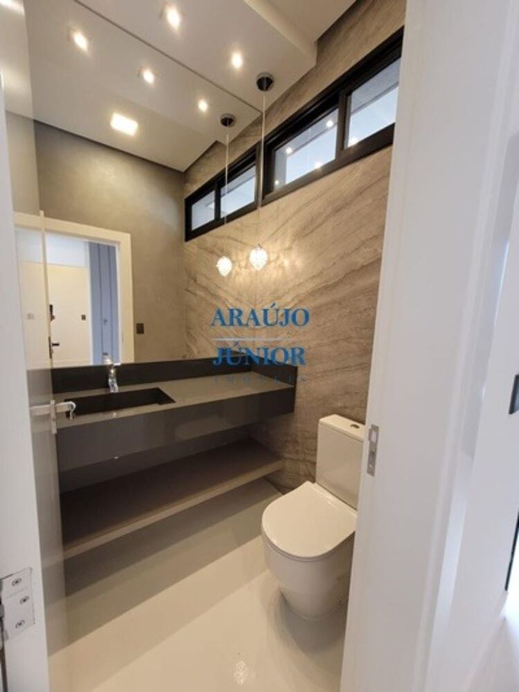 Casa à venda com 3 quartos, 270m² - Foto 4
