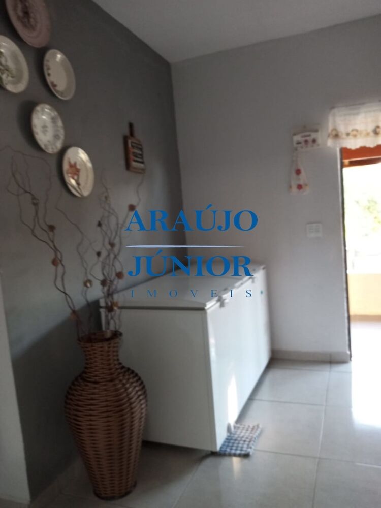 Chácara à venda com 3 quartos, 230m² - Foto 10