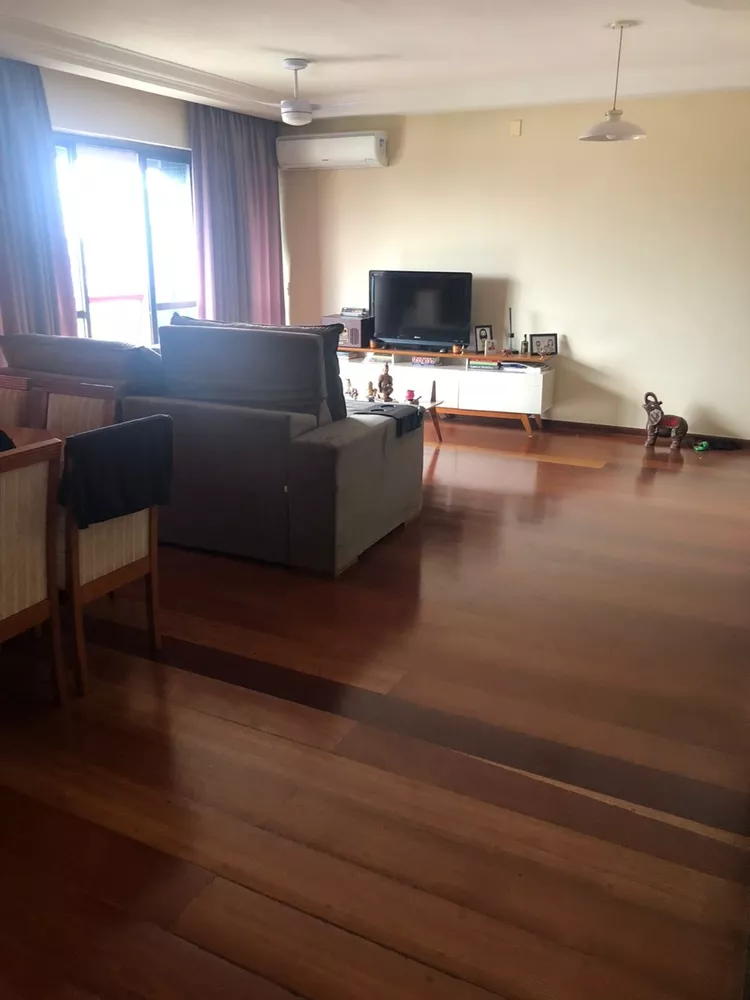 Apartamento à venda com 4 quartos, 223m² - Foto 8