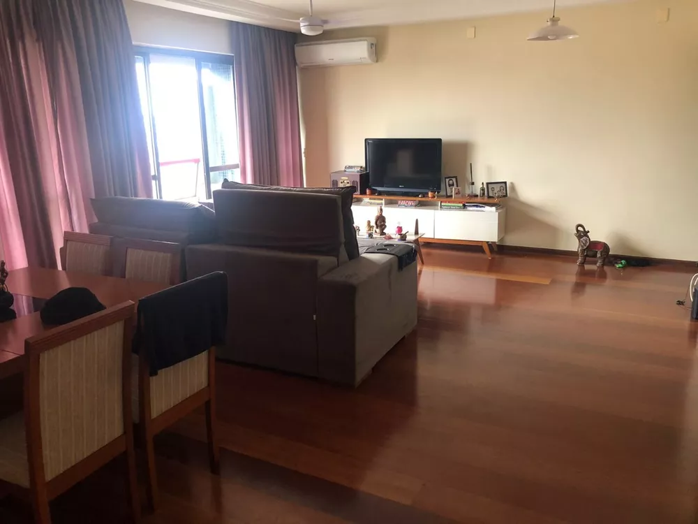 Apartamento à venda com 4 quartos, 223m² - Foto 3