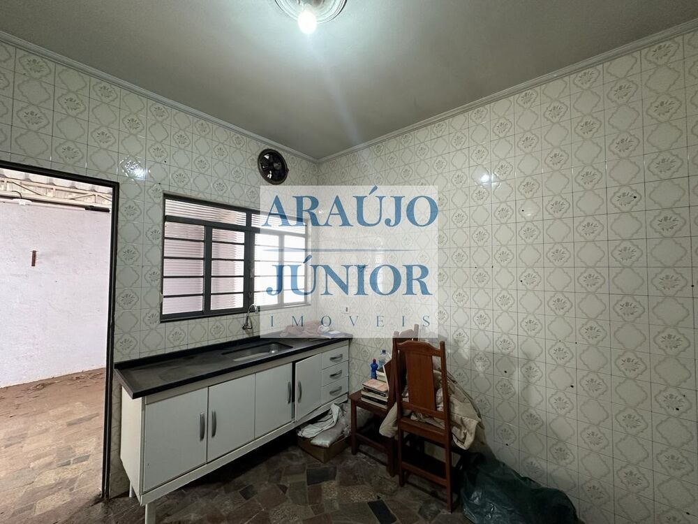 Casa, 4 quartos, 300 m² - Foto 3