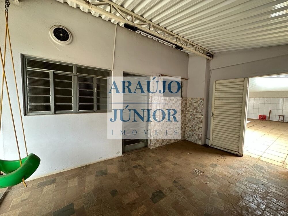 Casa, 4 quartos, 300 m² - Foto 2