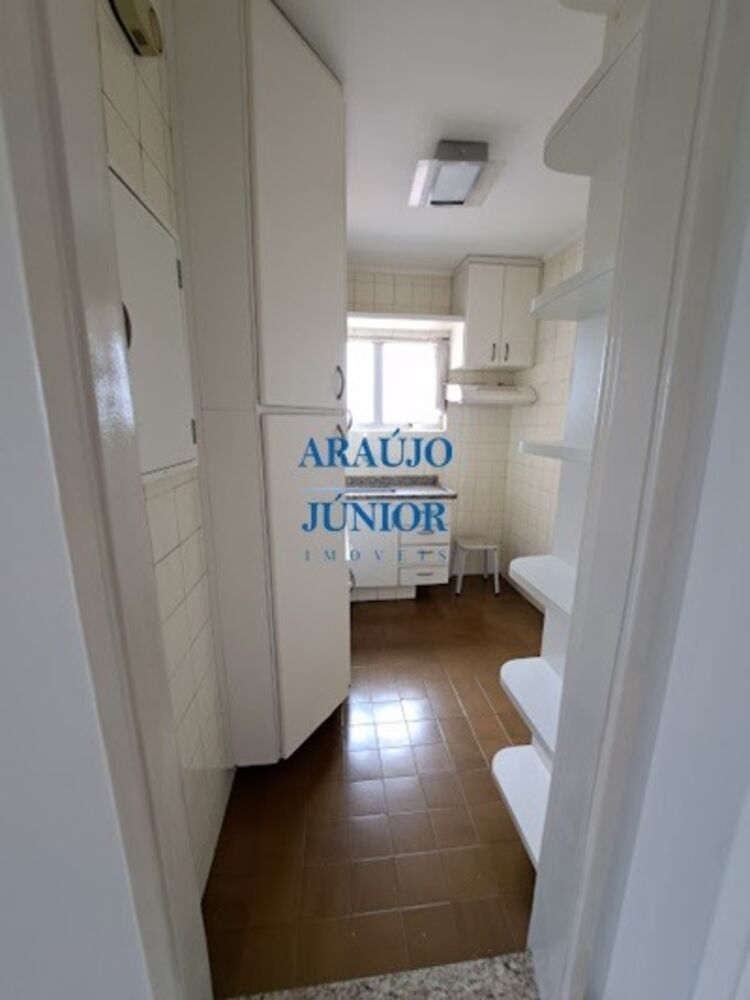 Apartamento à venda com 2 quartos, 60m² - Foto 23