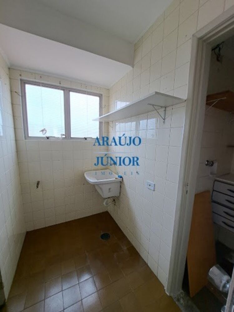 Apartamento à venda com 2 quartos, 60m² - Foto 5