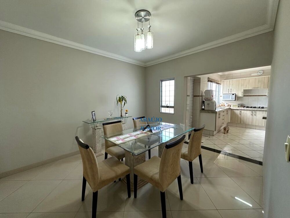 Casa, 3 quartos, 272 m² - Foto 8