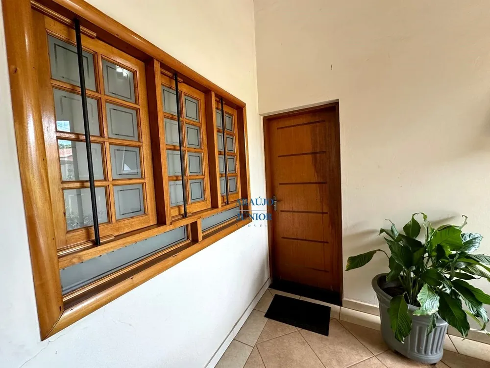 Casa, 3 quartos, 272 m² - Foto 3