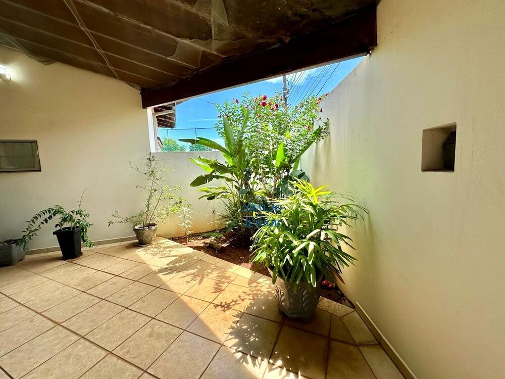 Casa, 3 quartos, 272 m² - Foto 3