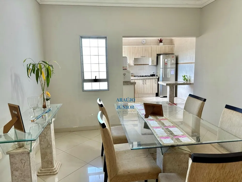 Casa, 3 quartos, 272 m² - Foto 9
